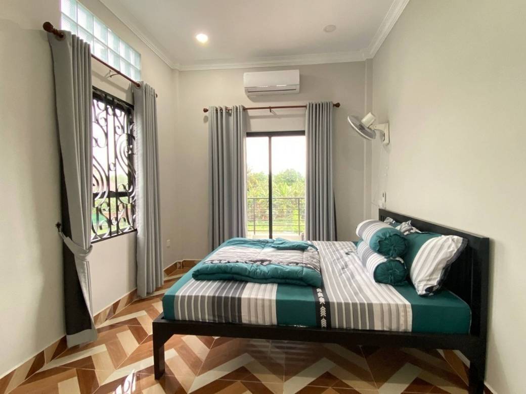 211 sqm Land Size House and lot For Sale & Rent