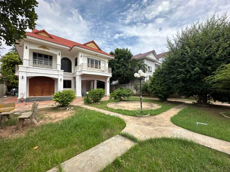 Maison À vendre à Tuol Sangkae 2, Russey Keo, Phnom Penh