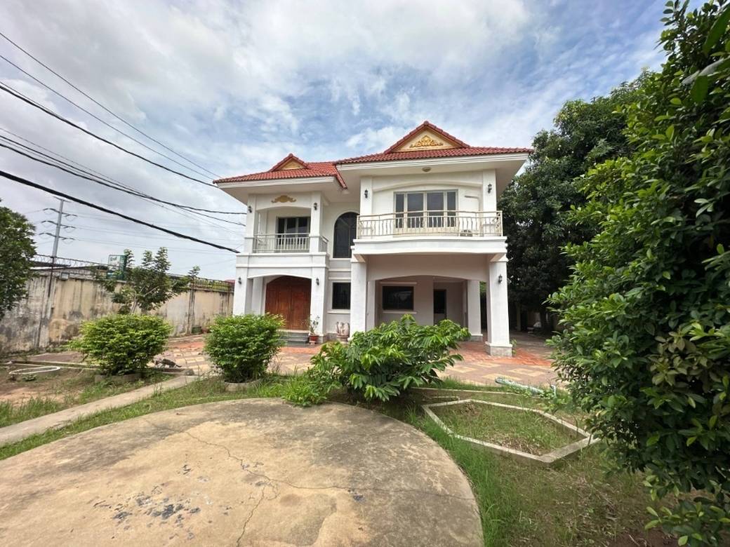House and lot À vendre de 665 m² de terrain