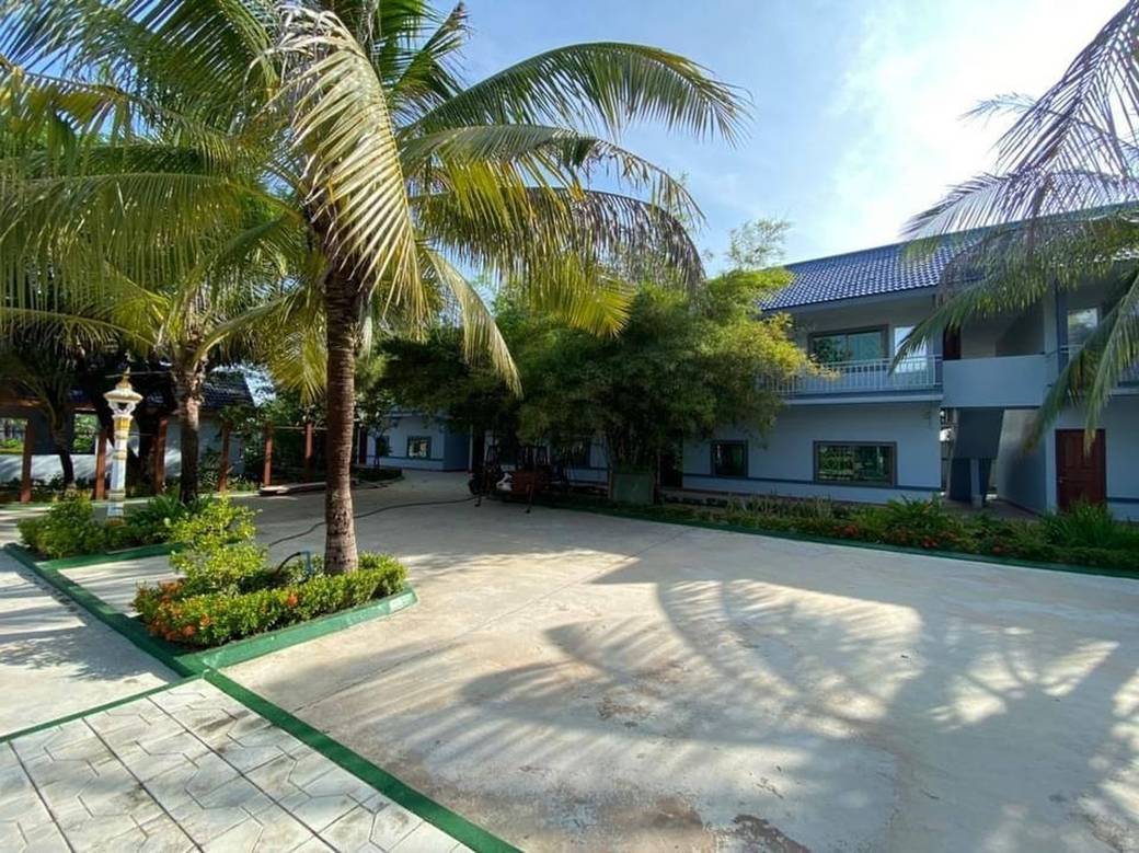 Prek Pnov建筑出售，价格$3,150,000