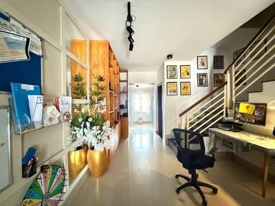 Link House For Sale with 1 Parking Space