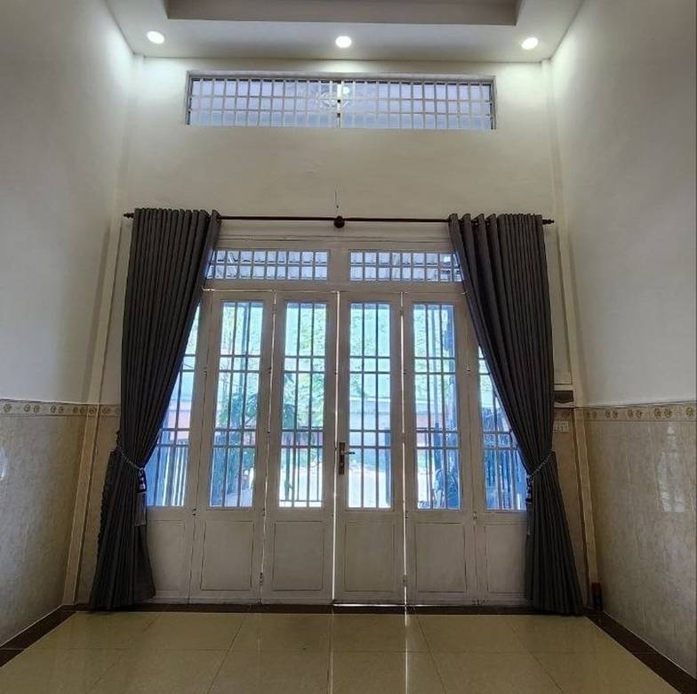 98 sqm Land Size Shophouse Na prodej
