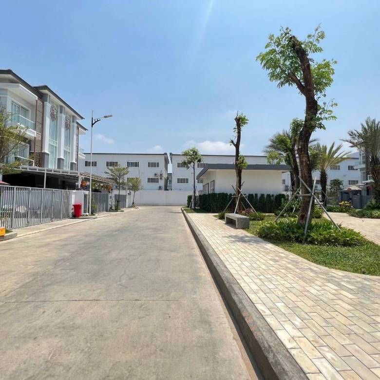 Borey The Varina Sen Sok | 168 sqm Land Size Dvojvila Na prodej