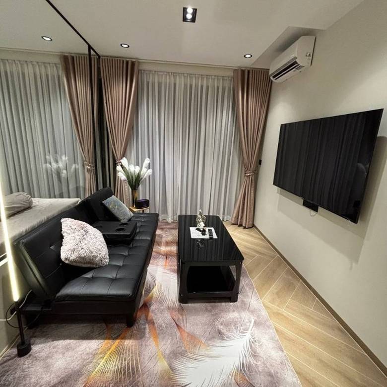 Time Square 306 | Zařízeno Condo Na prodej