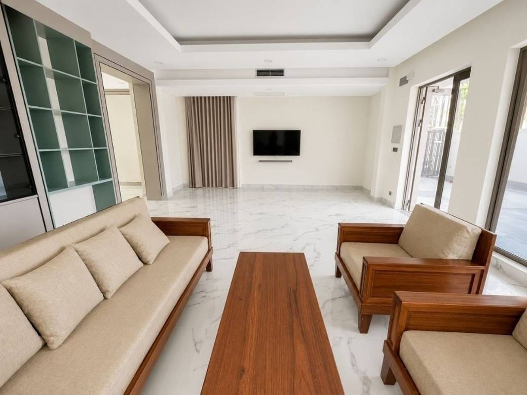 360 sqm Living Size Vila K pronájmu in Meanchey