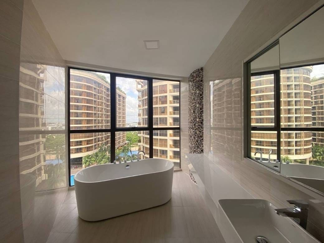 Orkide The Royal Condominium | Condo À vendre de 3-379 m² habitables à Sen Sok