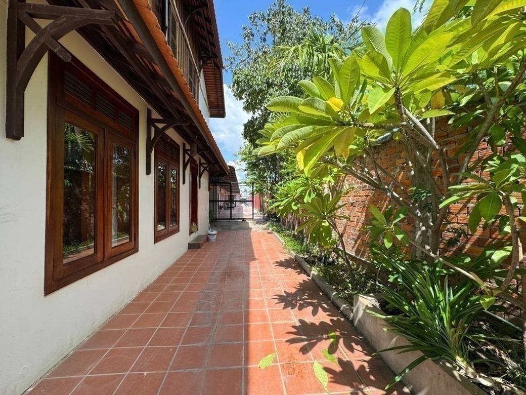 $650 House