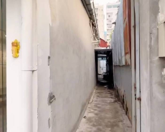 450 sqm Land Size Shophouse K pronájmu