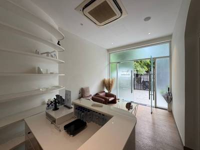 Shophouse K pronájmu in BKK 1, Boeng Keng Kang, Phnom Penh