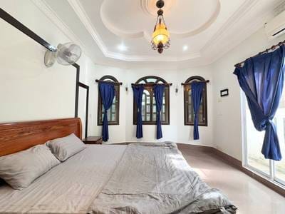 Villa For Rent in Siem Reap $900