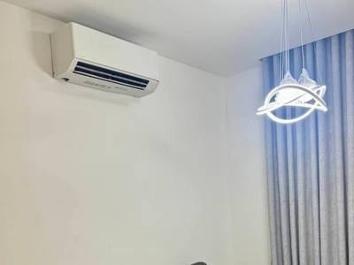 Condo For Sale with 1 Parking Space