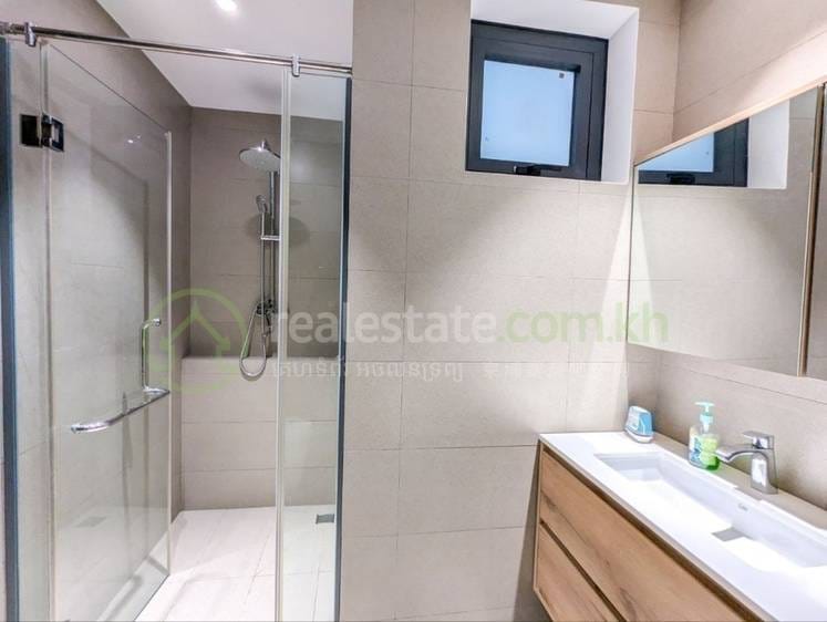 Condo 3 chambres À louer pour $1,800