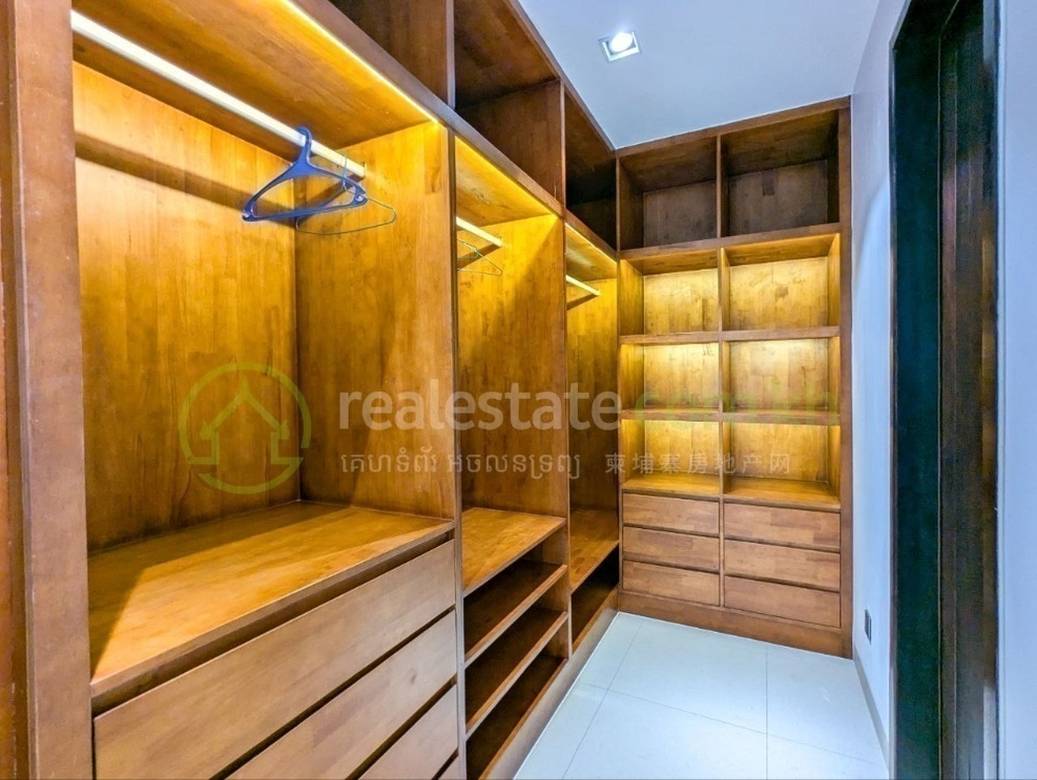 Condo Meublé À louer