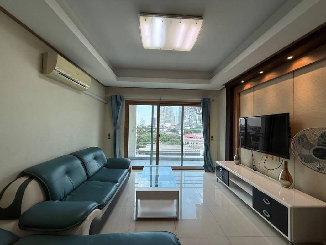 ខុនដូ សំរាប់ជួល នៅToul Kork តម្លៃ $750