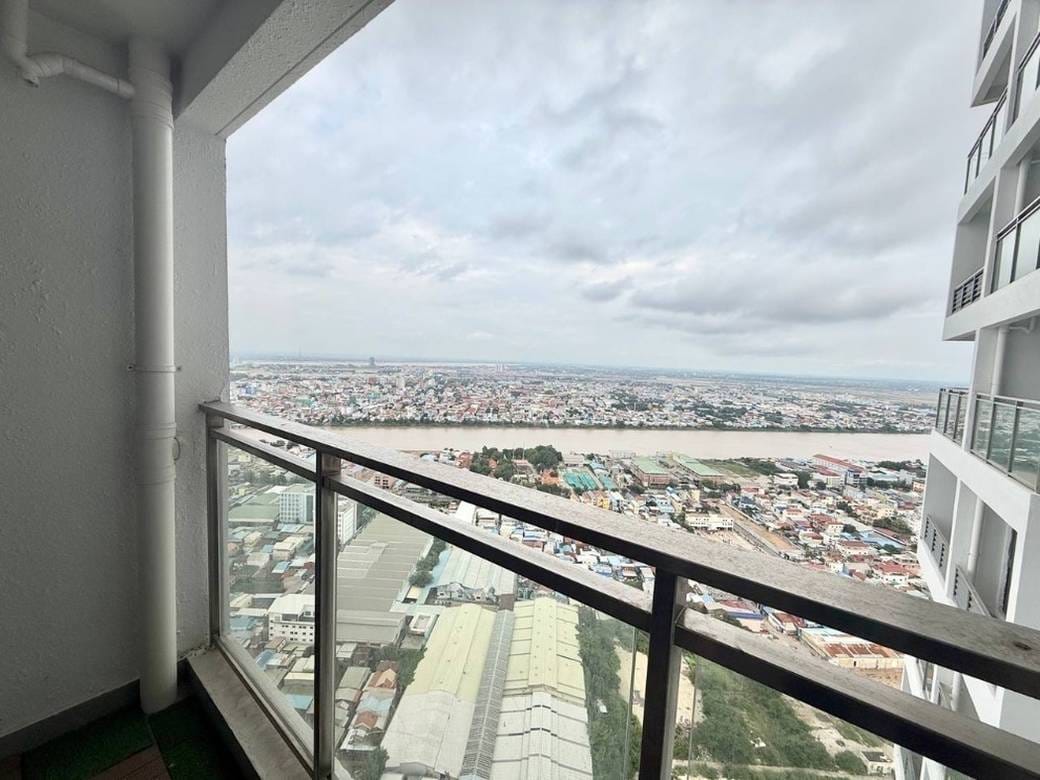 Urban Village Phase 2 | Meblowane Condo Na sprzedaż