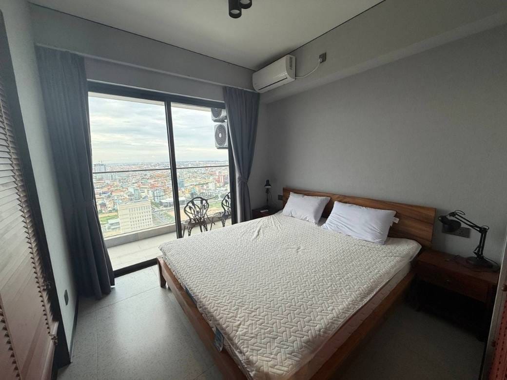 $600 Condo