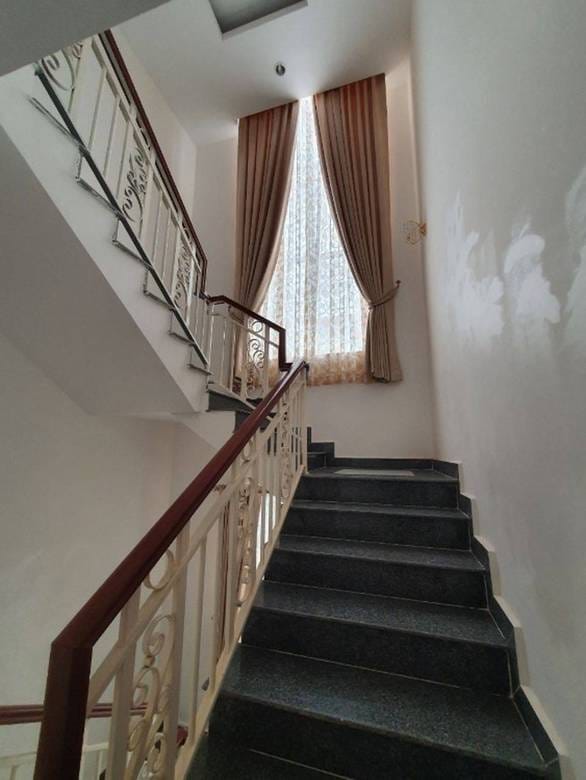 House and lot For Sale & Rent o powierzchni działki 165.9 m²