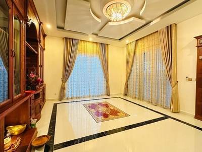 $375,000 Dom