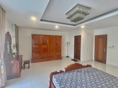 Vila Na prodej in Chrang Chamres 2, Russey Keo, Phnom Penh