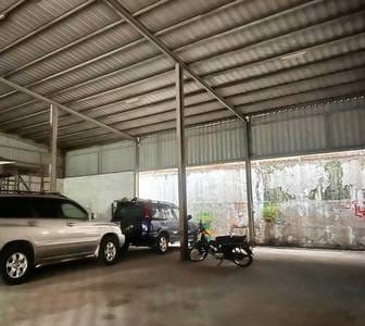 Entrepôt À louer de 575 m² de terrain pour $8,000