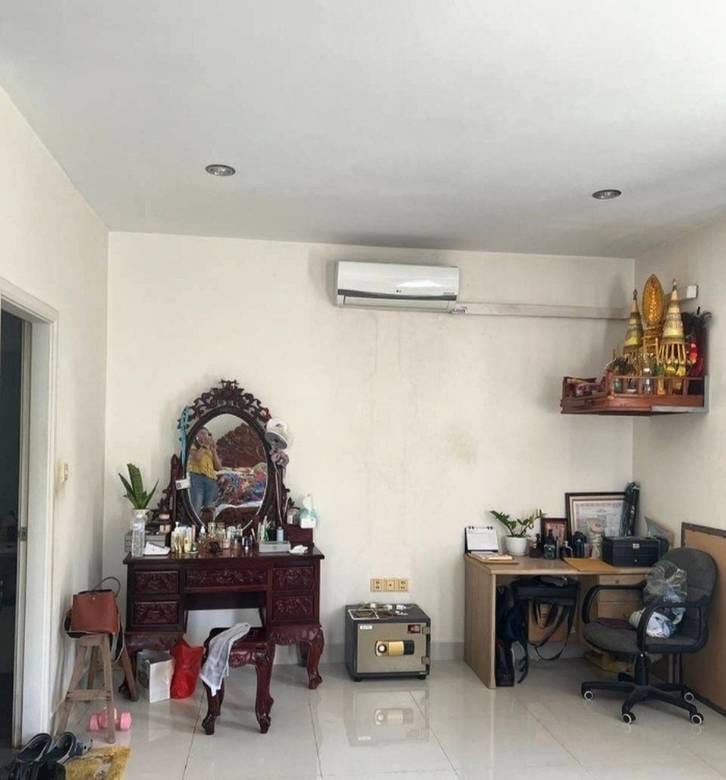 $265,000 Villa