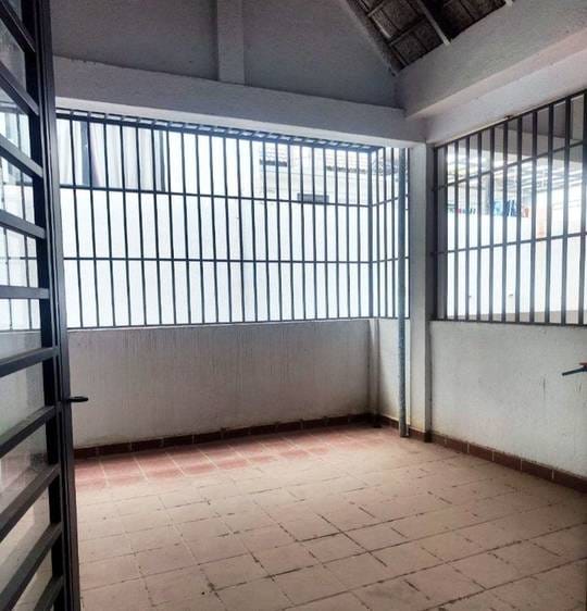 64 sqm Land Size House and lot Na prodej for $180,000