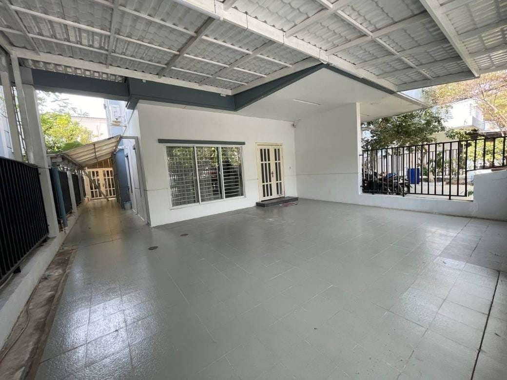 166.62 sqm Land Size Vila K pronájmu