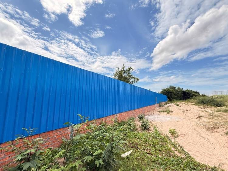 Land For Sale in Chroy Changvar, Phnom Penh