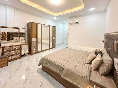 已装修CommercialShophouse出租