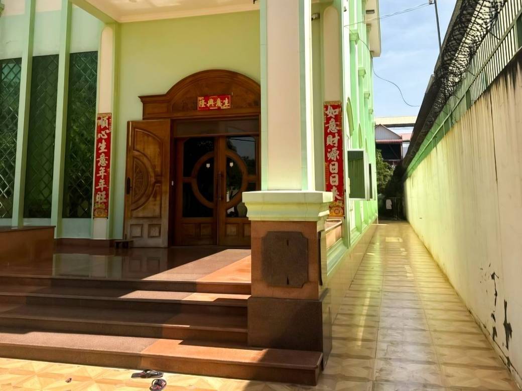 居住面積676㎡の別荘For Sale & Rent（Chbar Ampov）