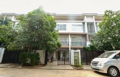 Borey Peng Huoth: The Star Platinum Rosato | 寝室3室の連棟住宅For Sale & Rent