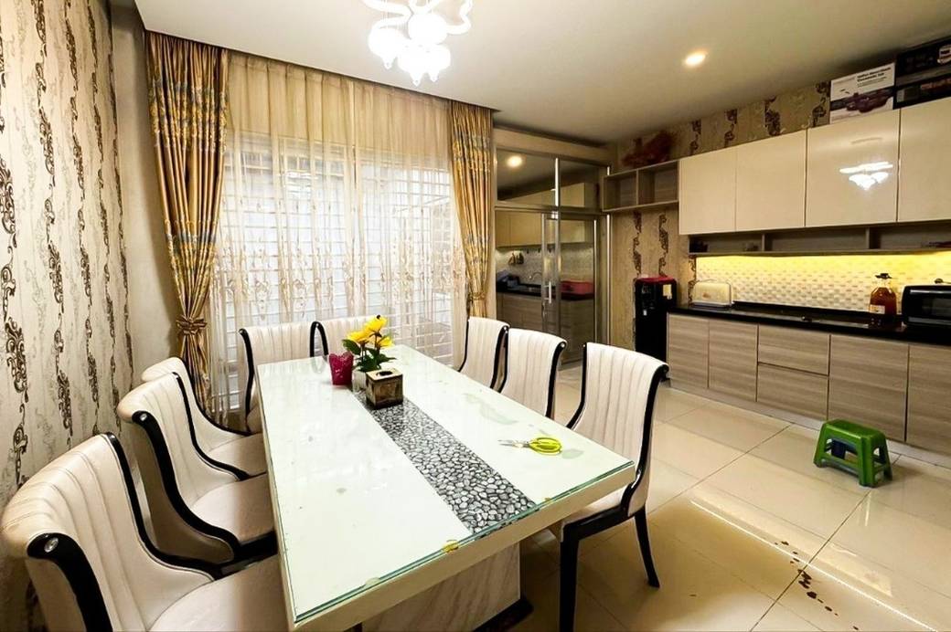 Borey Peng Huoth: The Star Platinum Rosato | 100 sqm Land Size Řadový dům K pronájmu