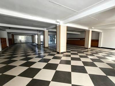 Bureaux À louer de 400 m² habitables à Toul Kork