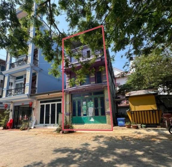 House For Sale in Kep