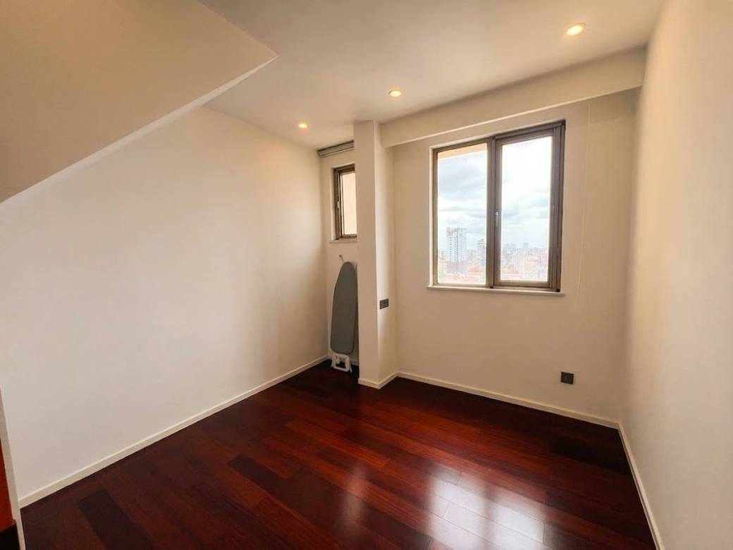 វ័ន្តផាក់ | ខុនដូ For Sale & Rent នៅ ស្រះចក, ដូនពេញ, ភ្នំពេញ