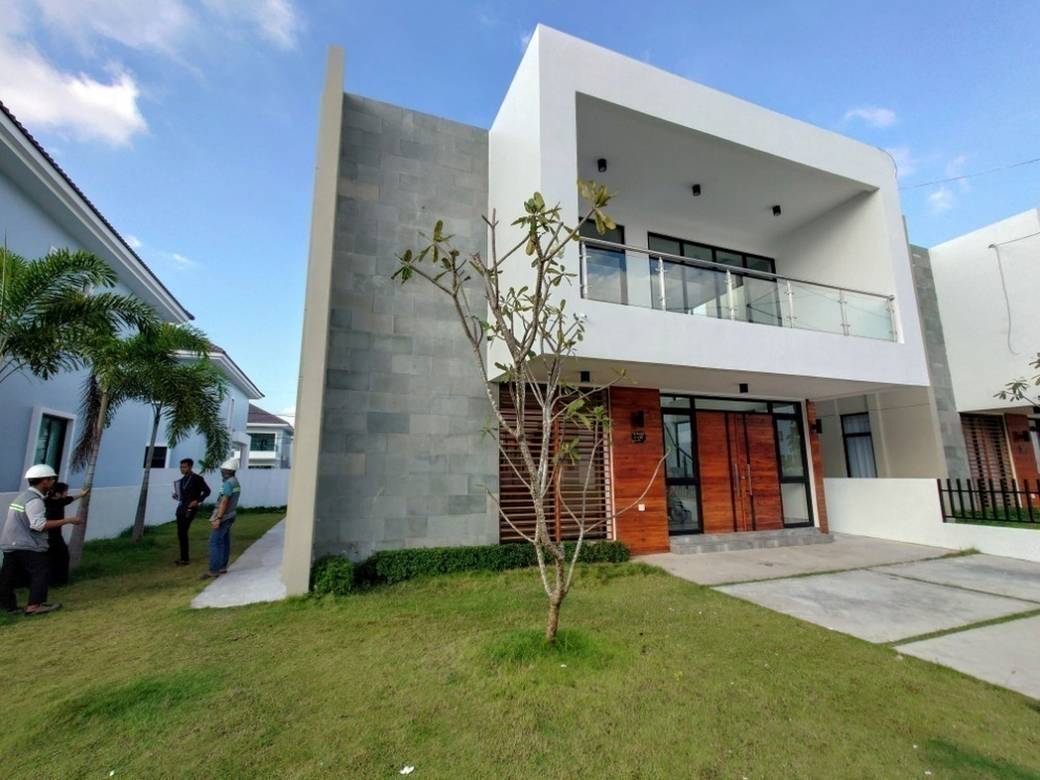 Borey Williams | $185,000 Vila