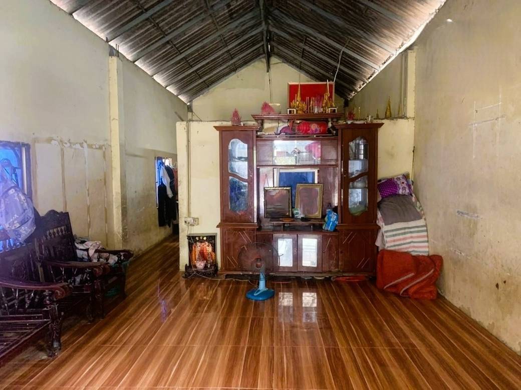 99平方米土地面积的House and lot出售
