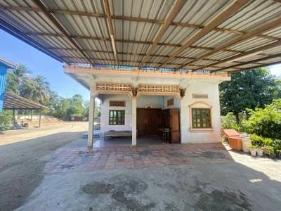 2,040 sqm Land Size House and lot Na prodej