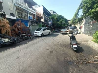 ផ្ទះជាប់គ្នា សំរាប់លក់ នៅ ផ្សារដេប៉ូ១, ទួលគោក, ភ្នំពេញ