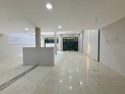 CommercialShophouse សំរាប់ជួល ទំហំផ្ទះ 384 ម៉ែត្រការ៉េ នៅSen Sok
