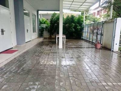 $450,000 Twin Villa