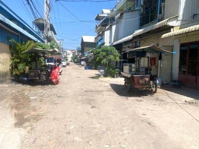 Řadový dům Na prodej in Chaom Chau 2, Por Sen Chey, Phnom Penh