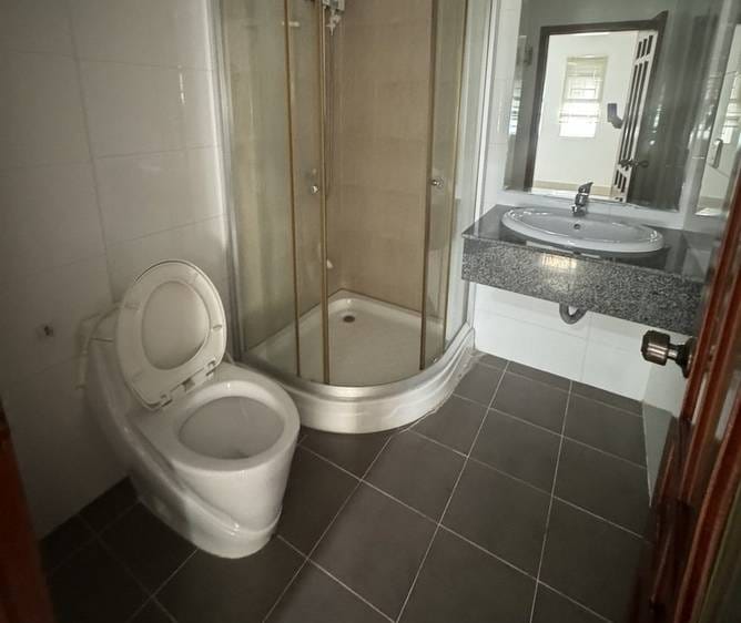 Borey Peng Huoth: The Star Platinum | 4 Bedrooms Řadový dům K pronájmu for $750
