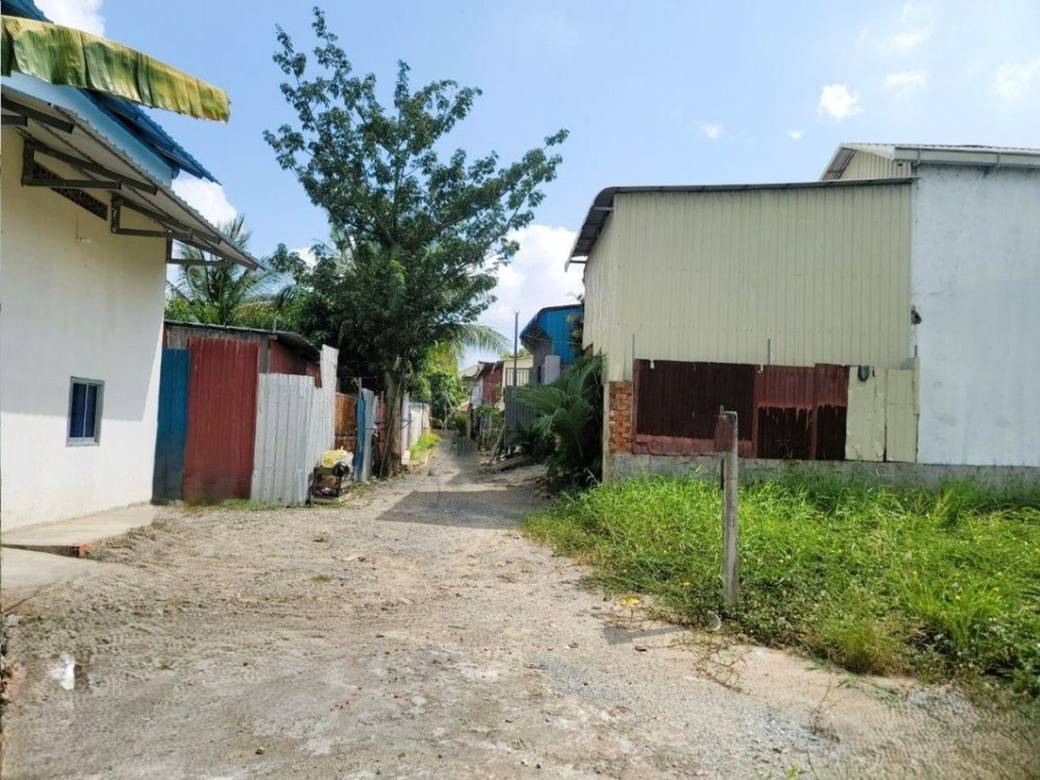 54 sqm Living Size House and lot Na prodej in Dangkao