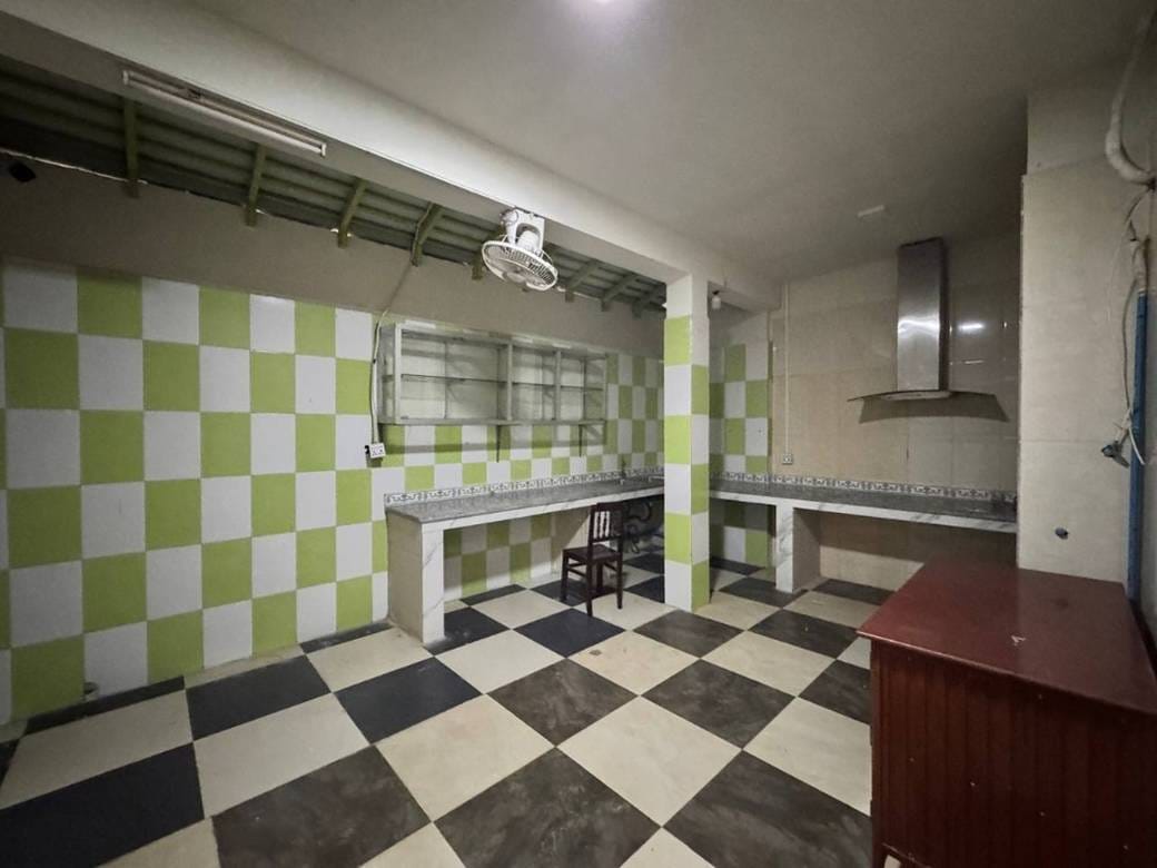 House and lot For Sale & Rent ใน Chroy Changvar $420,000