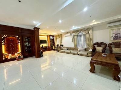 288 sqm Living Size Villa For Rent in Sen Sok
