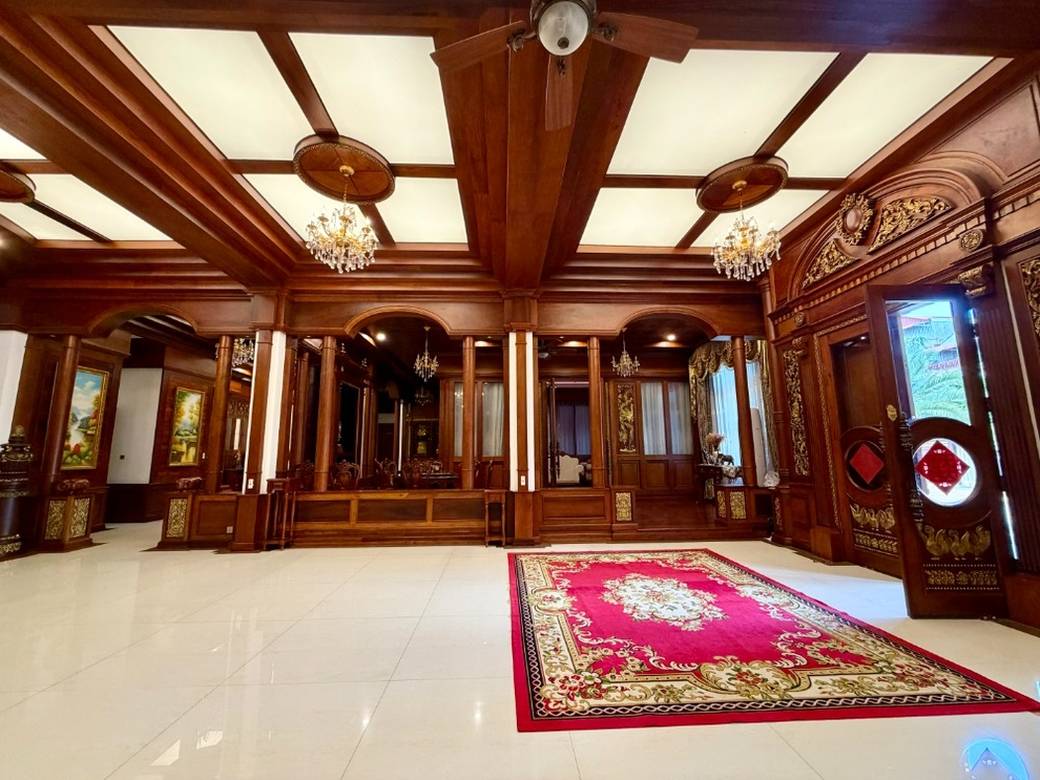 วิลล่า สำหรับขาย ใน Por Sen Chey $15,000,000