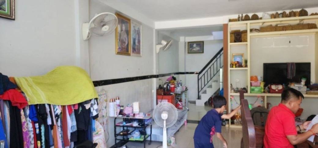 135 sqm Living Size House and lot Na prodej in Prek Pnov