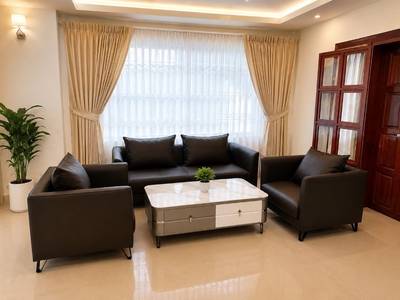 $2,800 Villa