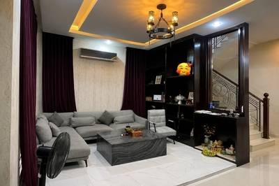 198 sqm Living Size Dvojvila K pronájmu in Chbar Ampov